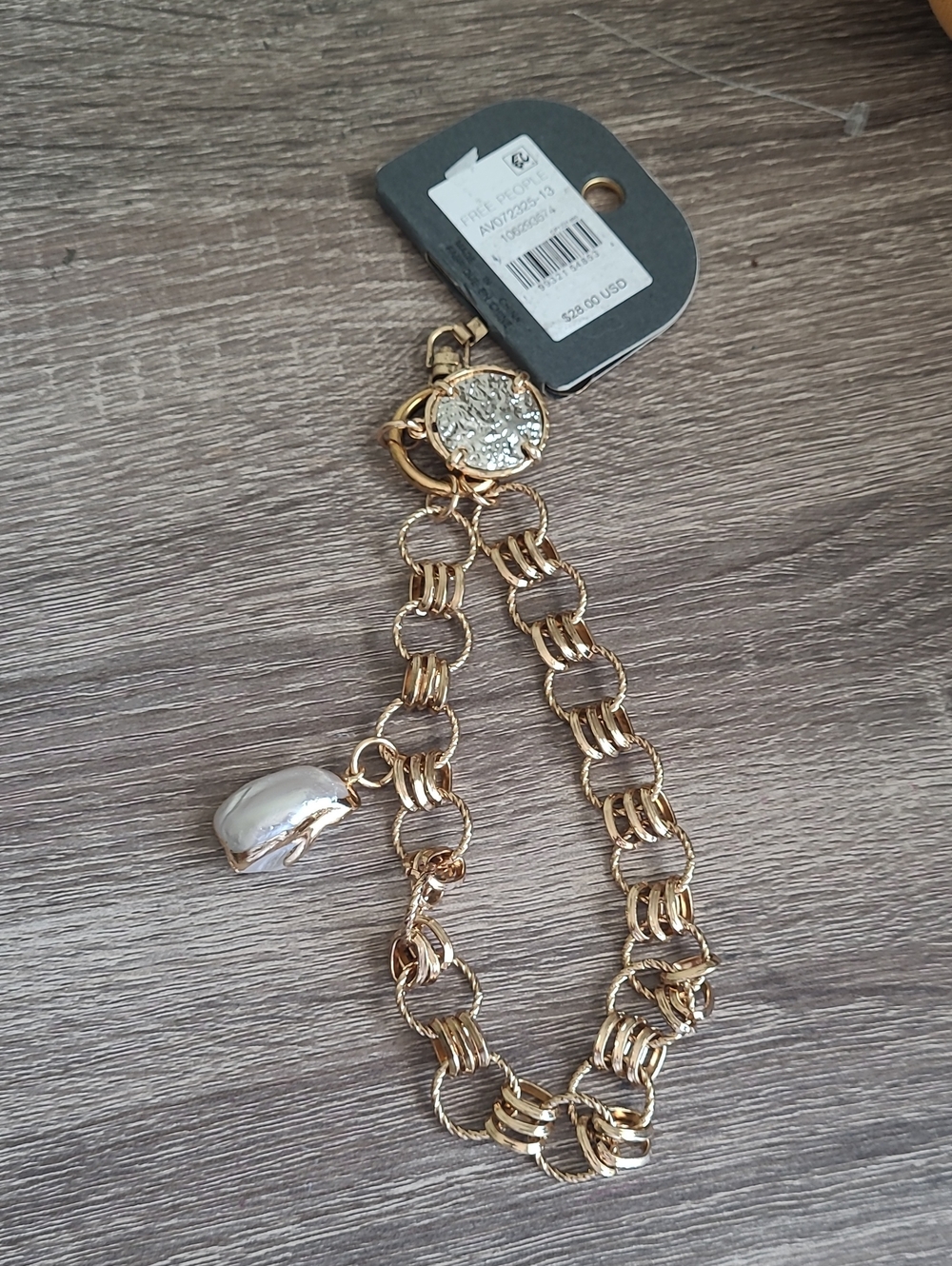 Free People Bag Phone Charms. Gold Tone